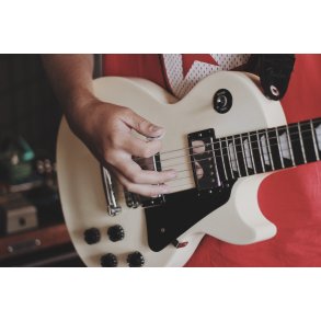 Gaveidéer til guitar - medium til øvet