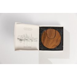 HangWithMe Ukulele Wall Mount - walnut