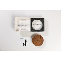 HangWithMe Ukulele Wall Mount - walnut