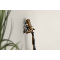 HangWithMe Ukulele Wall Mount - walnut