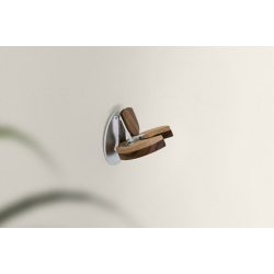 HangWithMe Ukulele Wall Mount - walnut