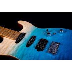 JS1000 Electric Guitar from Jet Guitars - Blue (Quilted Top) : Roasted Maple Fretboard