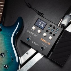 Nux MG300 MKII guitar-multieffekt-pedalboard