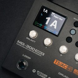 Nux MG300 MKII guitar-multieffekt-pedalboard