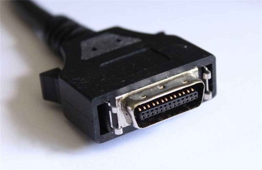 DigiLink: Cable - 1.5' : Cable