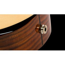 Flight: Spirit All Solid Concert Ukulele : Includes Deluxe Gig Bag