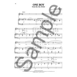 Musical Theatre Essentials: Soprano - Volume 1 (Book Only)