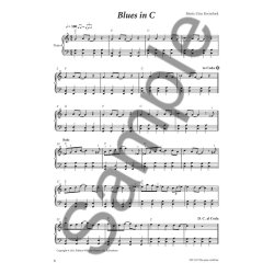 Korneb&iuml;k Play Piano With Finn