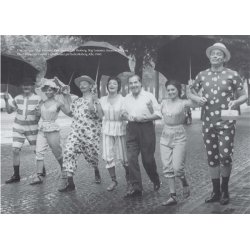 Finn Jrgensen: En Rystedans Med Jacobsen - 120 Revysange